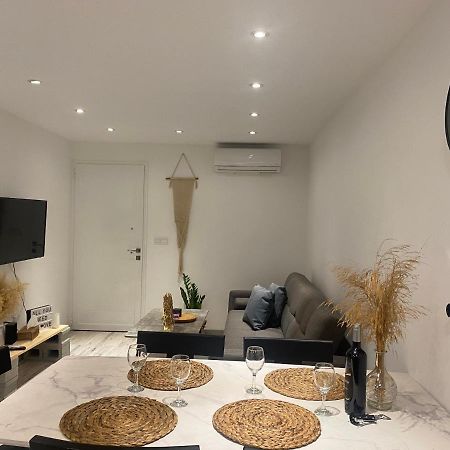 Luxury Lavender Appartement Larnaca Buitenkant foto