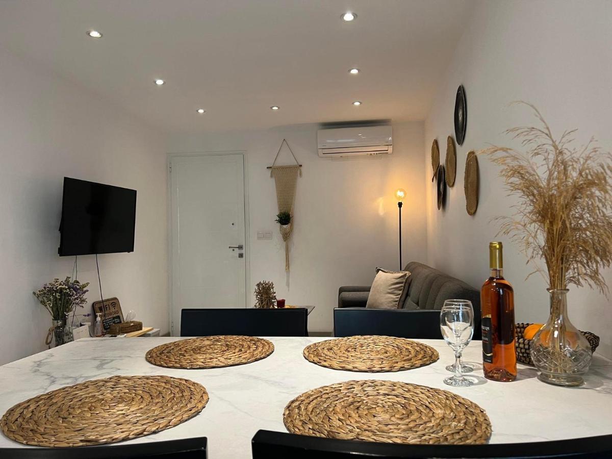 Luxury Lavender Appartement Larnaca Buitenkant foto