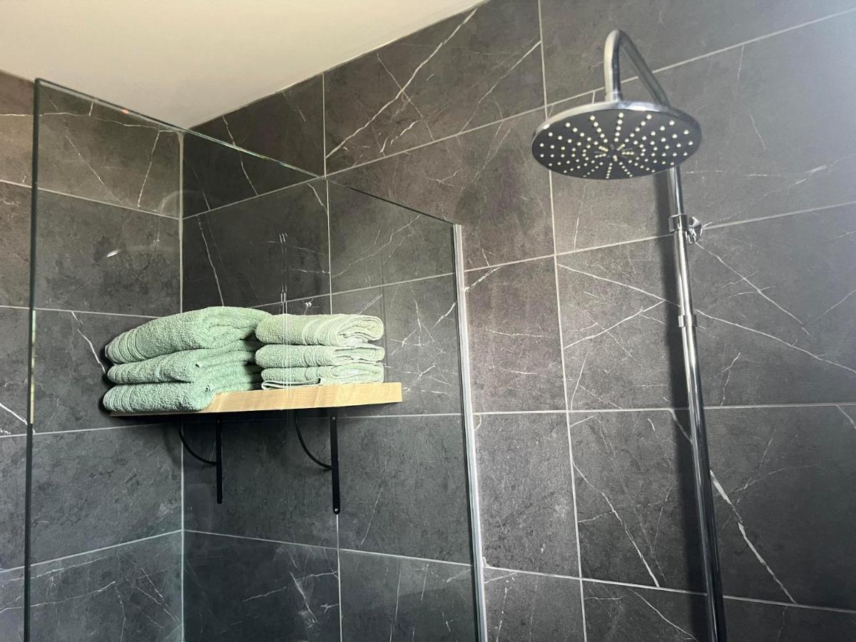 Luxury Lavender Appartement Larnaca Buitenkant foto