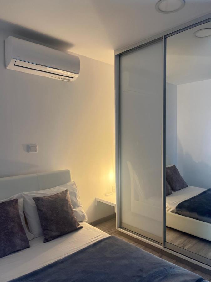 Luxury Lavender Appartement Larnaca Buitenkant foto